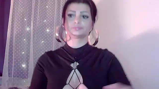 Pillango1212 online show from 02/11/26, 09:58