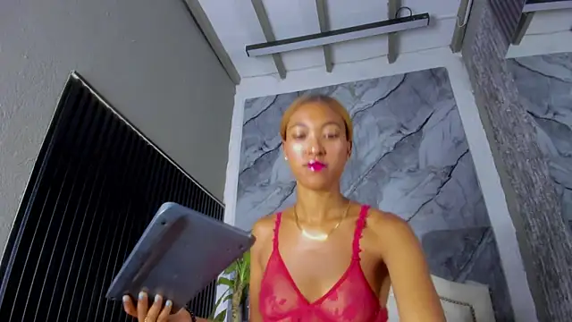 Alisha Ebonyy online show from 09/11/25, 01:00