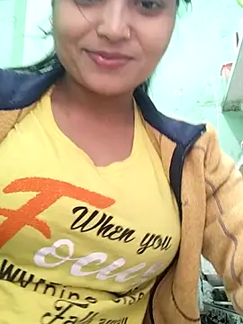 Hot-Pooja25 online show from 01/06/26, 06:17