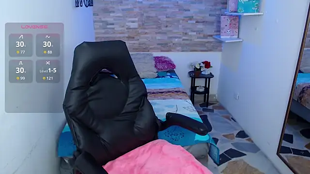 KendallWood  online show from 09/28/25, 01:27