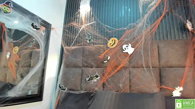 Snapshot of Sussy_Vixen chatting on 11/04/25, 01:16 Sussy Vixen online show from 11/04/25, 01:16