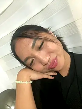 cassie cakes online show from 09/14/25, 05:56