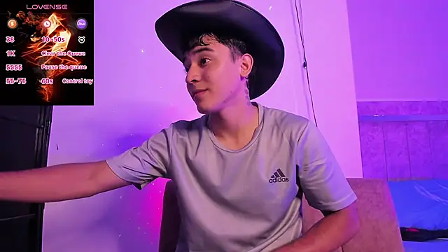 Austin Cardieff  online show from 09/17/25, 03:30