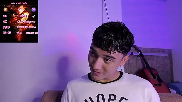 Austin Cardieff  online show from 09/30/25, 08:03