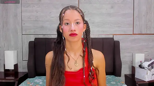 EmmaPetty online show from 10/09/25, 09:57