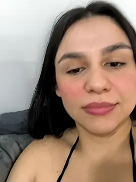 Snapshot of Daniela-rosee chatting on 09/17/25, 10:00 Daniela-rosee online show from 09/17/25, 10:00