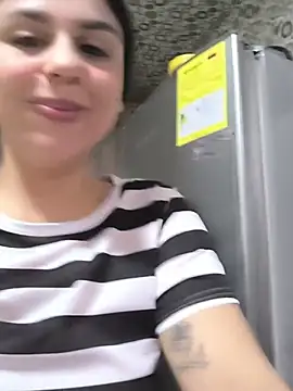 Snapshot of Daniela-rosee chatting on 07/15/26, 02:50 Daniela-rosee online show from 07/15/26, 02:50