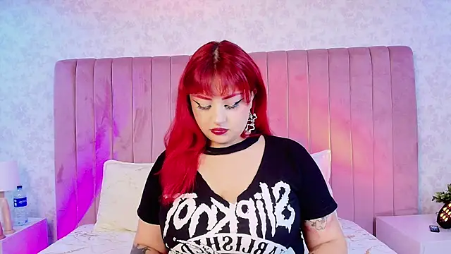 RavenVamp online show from 12/04/25, 09:12