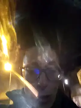 Snapshot of Astrid3 chatting on 11/04/25, 09:58 Astrid3 online show from 11/04/25, 09:58