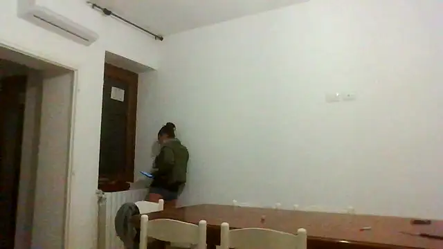 Snapshot of Astrid3 chatting on 11/24/25, 08:08 Astrid3 online show from 11/24/25, 08:08