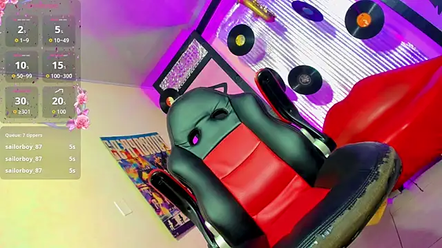 Snapshot of Alondra_Campbell chatting on 12/14/25, 03:23 Alondra Campbell online show from 12/14/25, 03:23