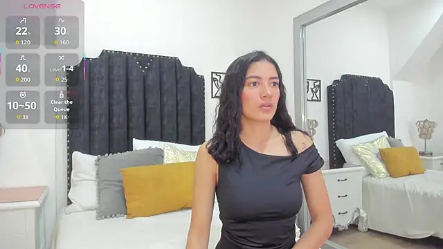 Snapshot of Skylerwhite02 chatting on 12/02/25, 07:53 Skylerwhite02 online show from 12/02/25, 07:53