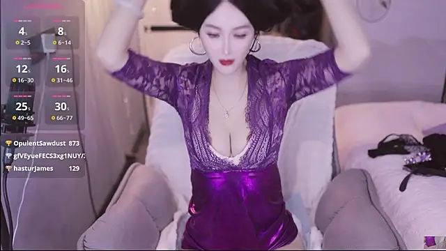 Oliviari- online show from 02/22/26, 01:40