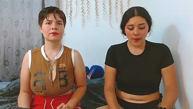 AmbarAndValery online show from 09/18/25, 02:57