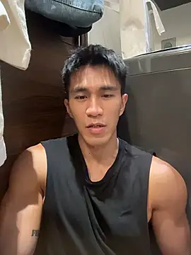 Snapshot of gooodboiii chatting on 04/28/26, 04:01 gooodboiii online show from 04/28/26, 04:01