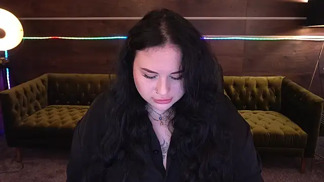 Snapshot of SerahMirabeli chatting on 09/10/25, 02:17 SerahMirabeli online show from 09/10/25, 02:17