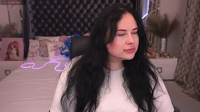 Snapshot of SerahMirabeli chatting on 09/12/25, 12:49 SerahMirabeli online show from 09/12/25, 12:49