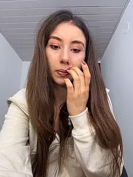 Viithoney online show from 11/14/25, 01:32