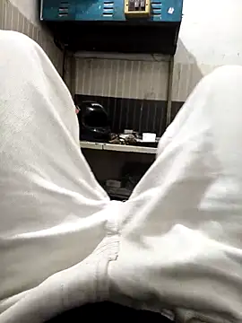 Snapshot of theindianjason chatting on 10/04/25, 01:58 theindianjason online show from 10/04/25, 01:58