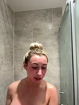 SexySaraxxoo online show from 03/26/26, 09:31