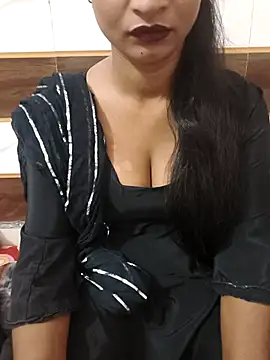 Snapshot of Itz_Mayra_ chatting on 10/24/25, 06:10 Itz Mayra online show from 10/24/25, 06:10