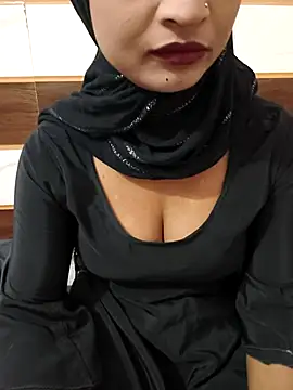 Snapshot of Itz_Mayra_ chatting on 11/06/25, 06:47 Itz Mayra online show from 11/06/25, 06:47