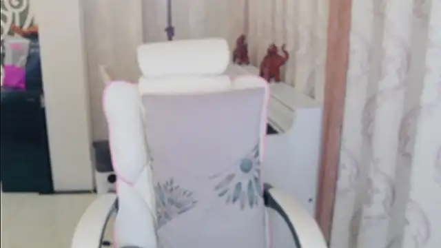 Aurora-77 online show from 10/20/25, 05:02