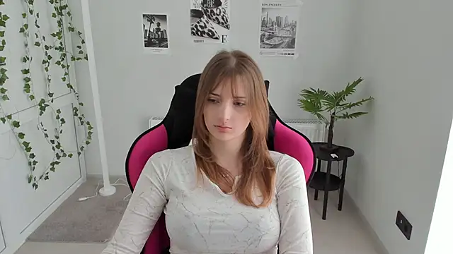 NeyliDream online show from 04/22/26, 12:18