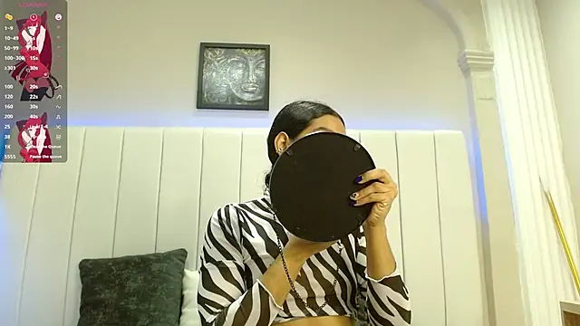 kendra lux1 online show from 11/26/25, 01:01