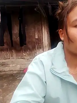 Huyen x online show from 12/05/25, 01:47