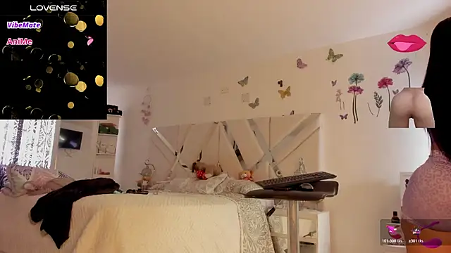 Snapshot of sexyzoe_69 chatting on 02/07/25, 07:59 sexyzoe 69 online show from 02/07/25, 07:59