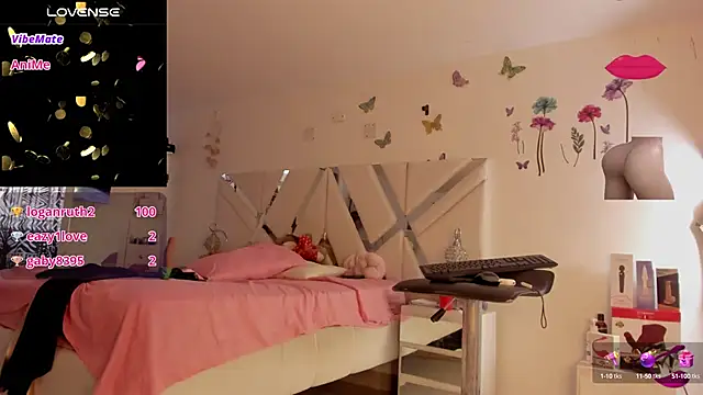 Snapshot of sexyzoe_69 chatting on 02/24/25, 10:25 sexyzoe 69 online show from 02/24/25, 10:25