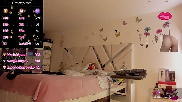 Snapshot of sexyzoe_69 chatting on 03/12/25, 12:31 sexyzoe 69 online show from 03/12/25, 12:31