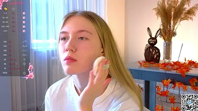 Succubelle online show from 11/08/25, 06:13