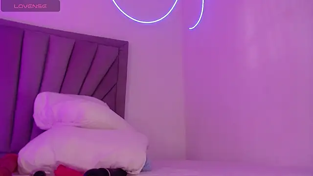 Fiorela 1 online show from 04/15/26, 11:50