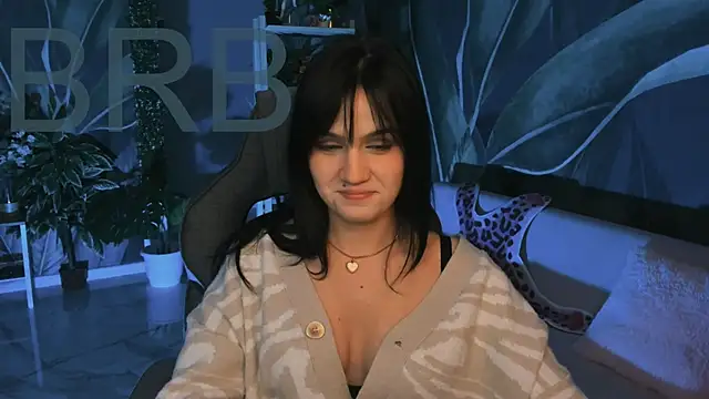 MonicaFarmer online show from 10/29/25, 05:25