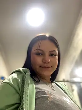 Snapshot of Megaan__More chatting on 09/20/25, 02:12 Megaan More online show from 09/20/25, 02:12