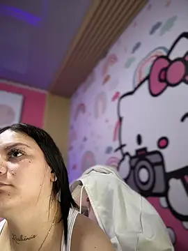 Snapshot of Megaan__More chatting on 11/02/25, 01:52 Megaan More online show from 11/02/25, 01:52