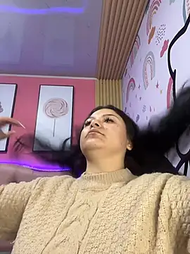 Snapshot of Megaan__More chatting on 11/08/25, 02:12 Megaan More online show from 11/08/25, 02:12