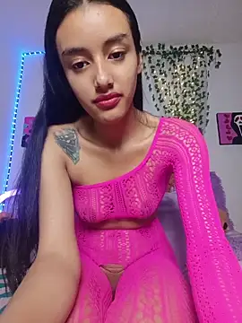 Snapshot of sweetdubros2 chatting on 05/17/26, 06:22 sweetdubros2 online show from 05/17/26, 06:22