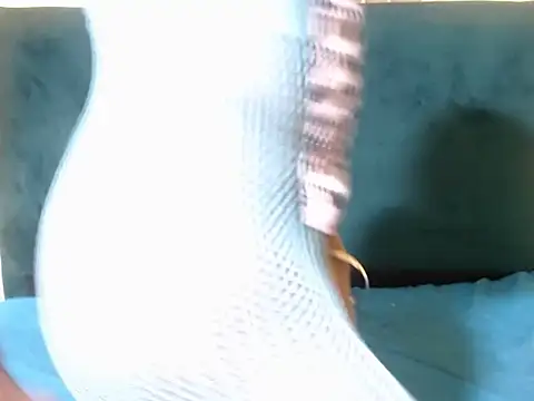 Snapshot of Freaky-Nicky18 chatting on 10/25/25, 08:33 Freaky-Nicky18 online show from 10/25/25, 08:33