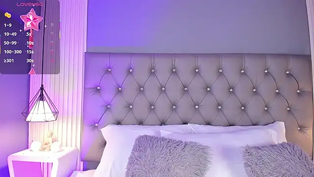 Snapshot of LunaBloomn chatting on 02/21/26, 05:03 LunaBloomn online show from 02/21/26, 05:03