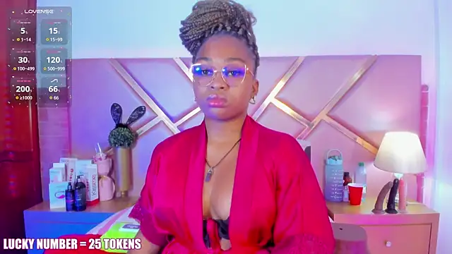 SophieSinclair online show from 03/26/26, 12:44