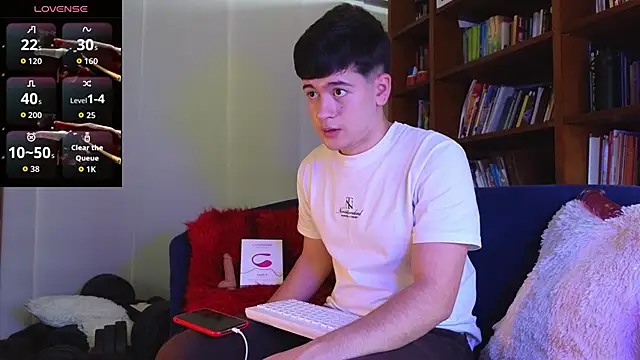 tightncuteass online show from 04/20/26, 07:37