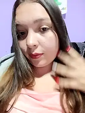 Snapshot of Lunna_azul chatting on 10/14/25, 06:31 Lunna azul online show from 10/14/25, 06:31