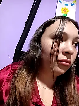 Snapshot of Lunna_azul chatting on 10/17/25, 03:03 Lunna azul online show from 10/17/25, 03:03