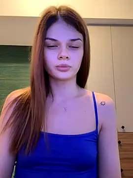 Snapshot of selenatress chatting on 09/26/25, 04:00 selenatress online show from 09/26/25, 04:00