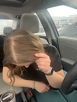 Snapshot of AllesandraLove chatting on 02/12/26, 04:46 AllesandraLove online show from 02/12/26, 04:46