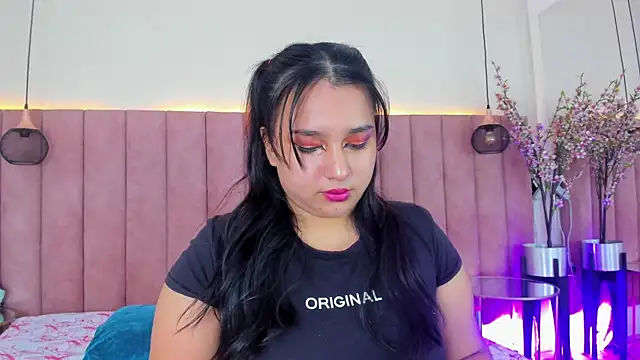 IvannaaVega online show from 10/12/25, 05:06