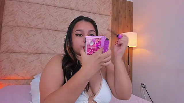 IvannaaVega online show from 12/14/25, 04:40